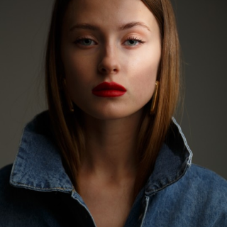 inst-girl